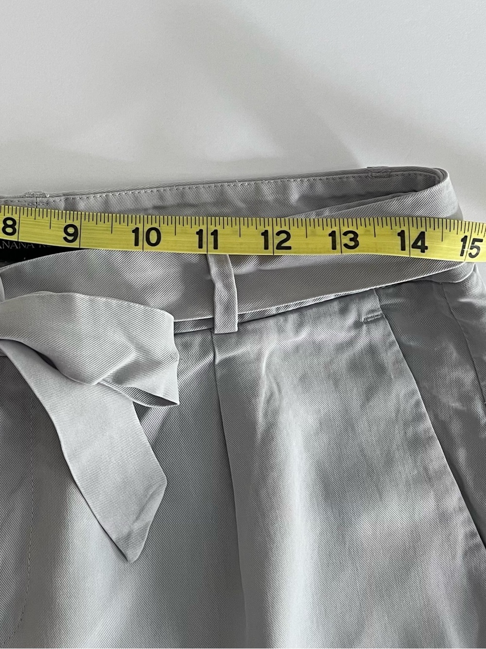 Banana Republic Light Gray Tie-Belt Chinos - Picture 4 of 6